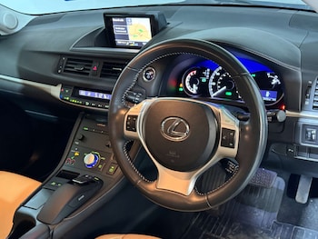 Used Lexus CT 2014 for sale - 75960611: Photo