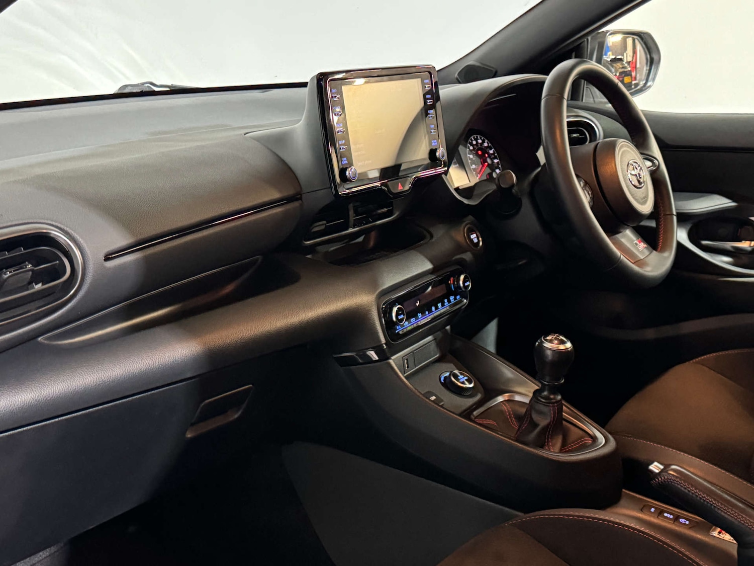 Used Toyota Yaris 2021 for sale - 76082855: Photo 19