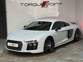 2017 - 5.2 FSI V10 Plus Quattro 2dr S Tronic