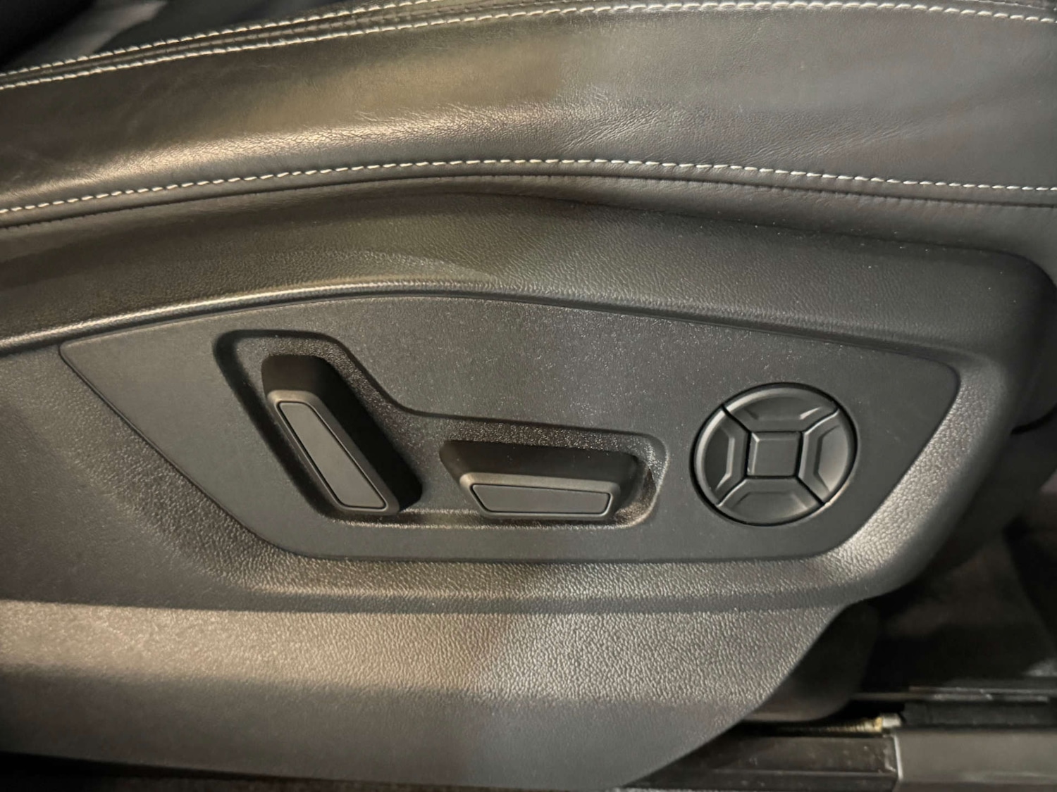 Used Audi Q8 2018 for sale - 76330105: Photo 25