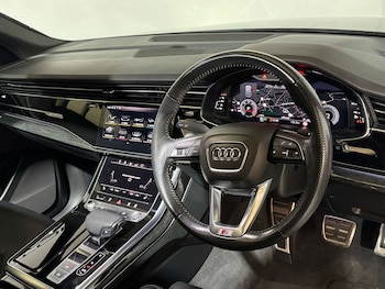 Used Audi Q8 2018 for sale - 76330105: Photo