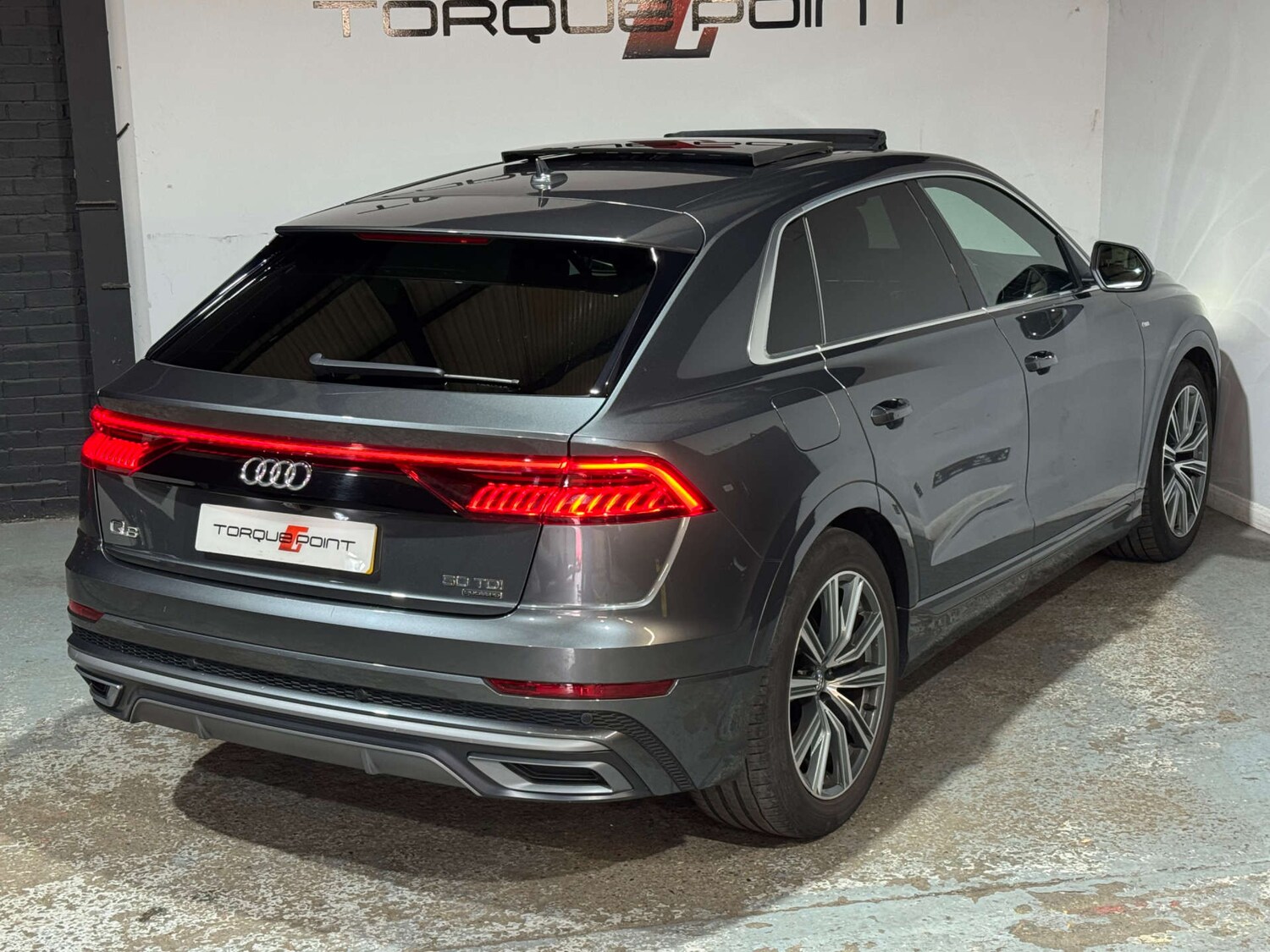 Used Audi Q8 2018 for sale - 76330105: Photo 33