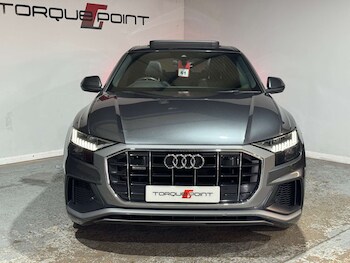 Used Audi Q8 2018 for sale - 76330105: Photo