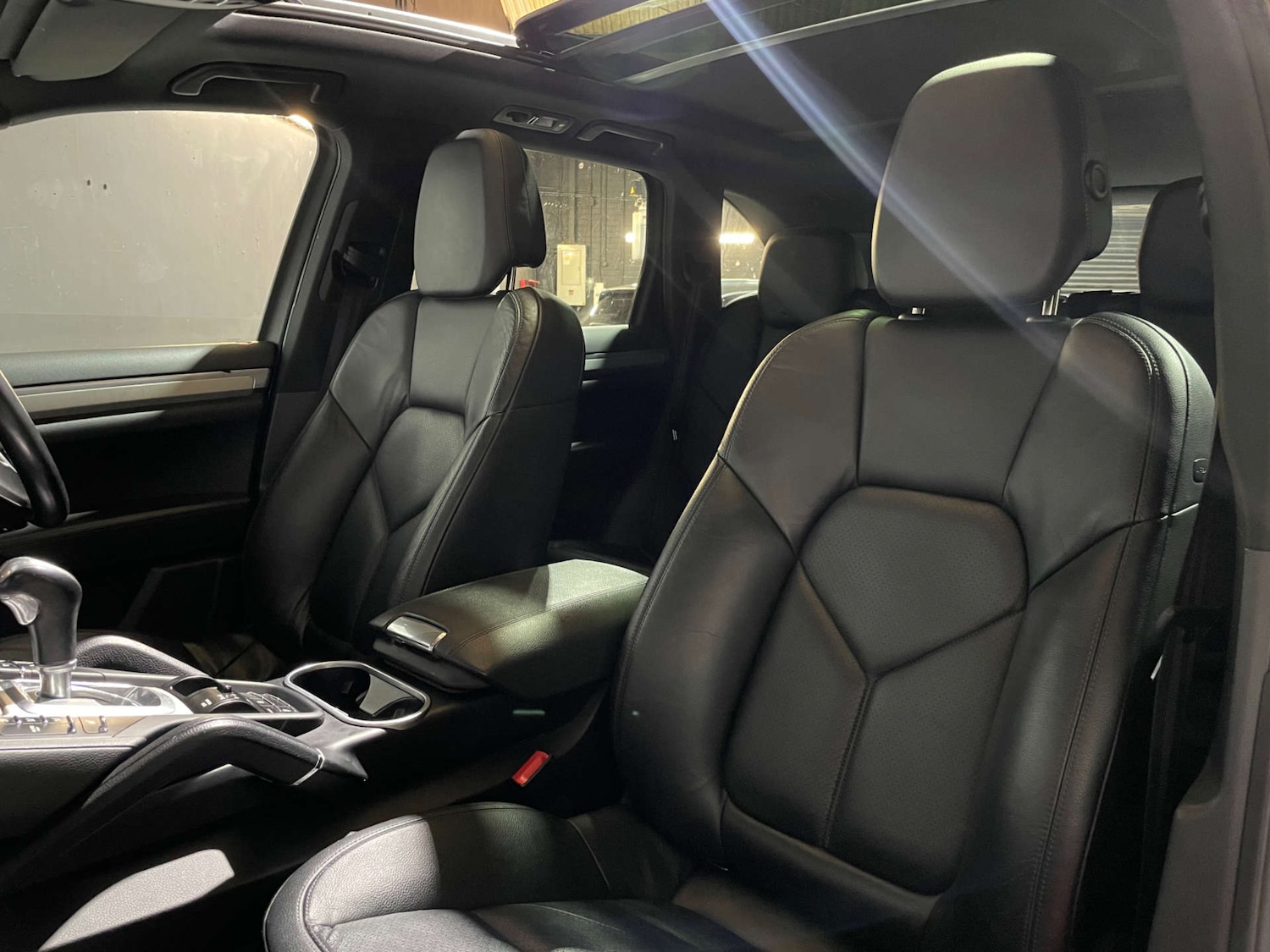 Used Porsche Cayenne 2016 for sale - 76601693: Photo 13