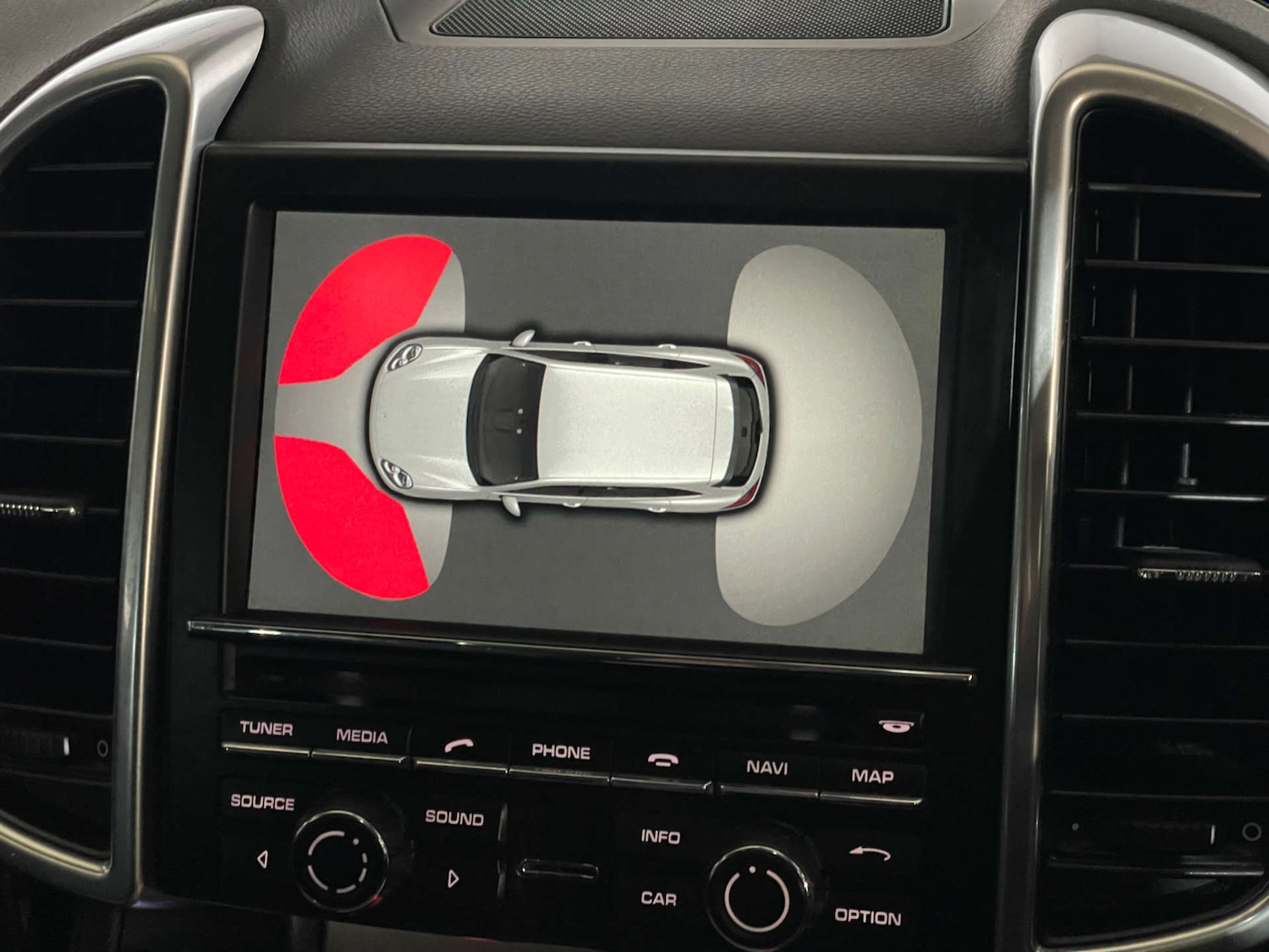 Used Porsche Cayenne 2016 for sale - 76601693: Photo 16