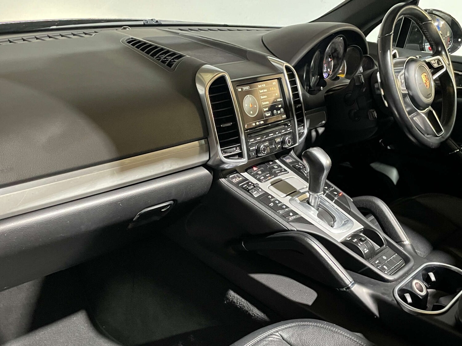 Used Porsche Cayenne 2016 for sale - 76601693: Photo 30