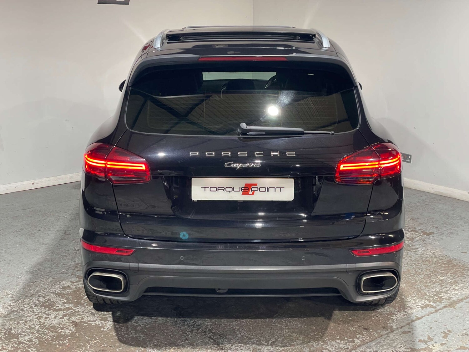 Used Porsche Cayenne 2016 for sale - 76601693: Photo 32