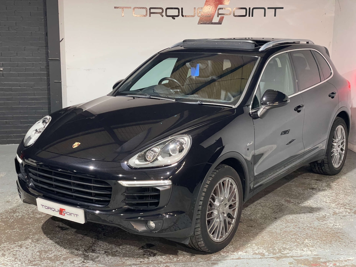 Used Porsche Cayenne 2016 for sale - 76601693: Photo 33