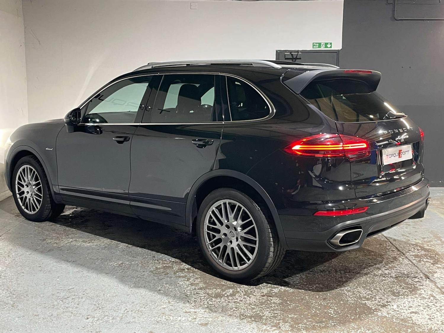 Used Porsche Cayenne 2016 for sale - 76601693: Photo 9