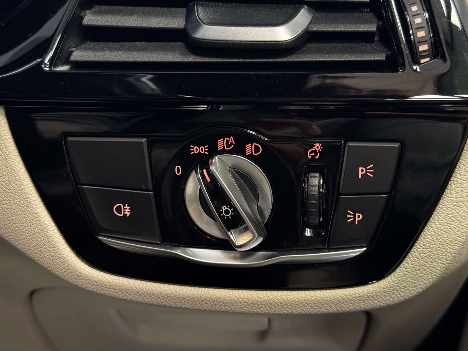 Used BMW 5 Series 2020 for sale - 77272763: Photo 24