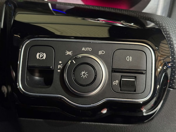 Used Mercedes-Benz CLA 2020 for sale - 76305774: Photo 36
