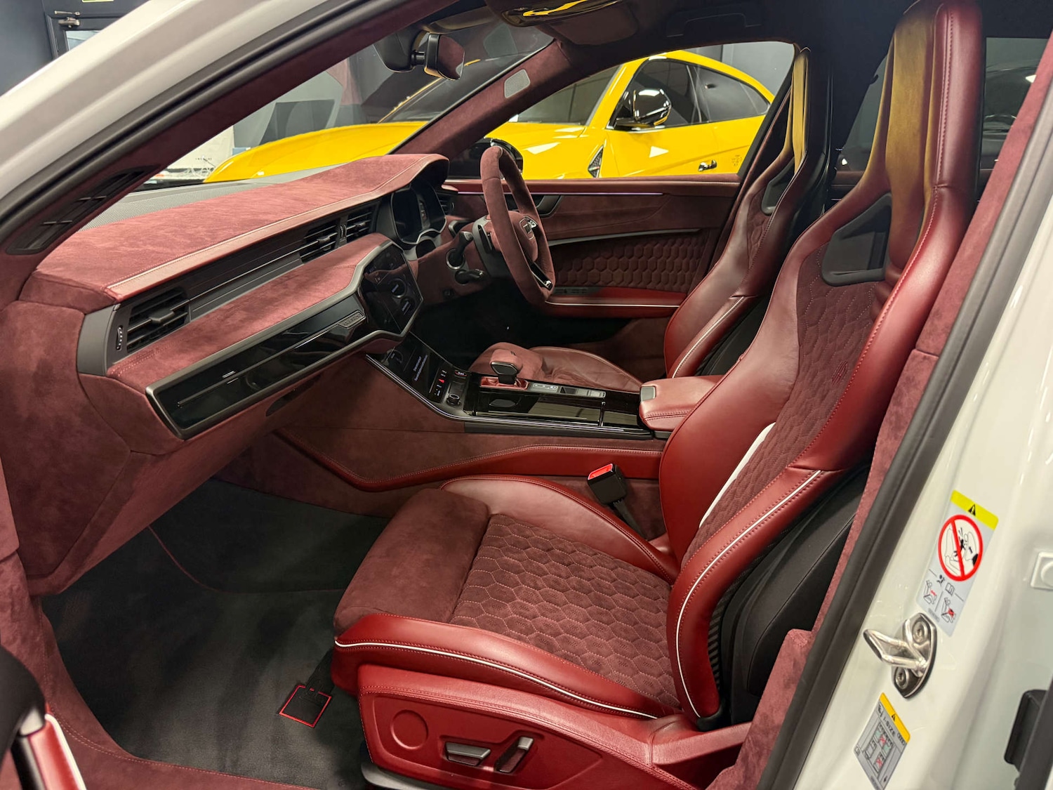 Used Audi RS6 2024 for sale - 77184848: Photo 13