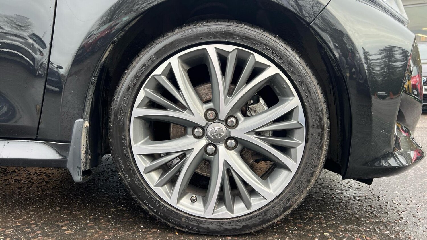 Used Toyota Yaris 2022 for sale - 77354299: Photo 18