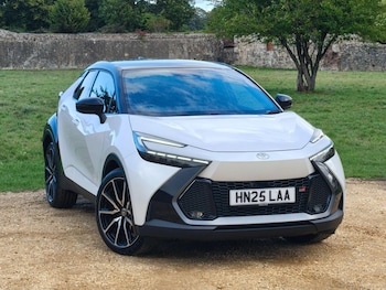 Used Toyota C-HR 2025 for sale - 77036712: Photo