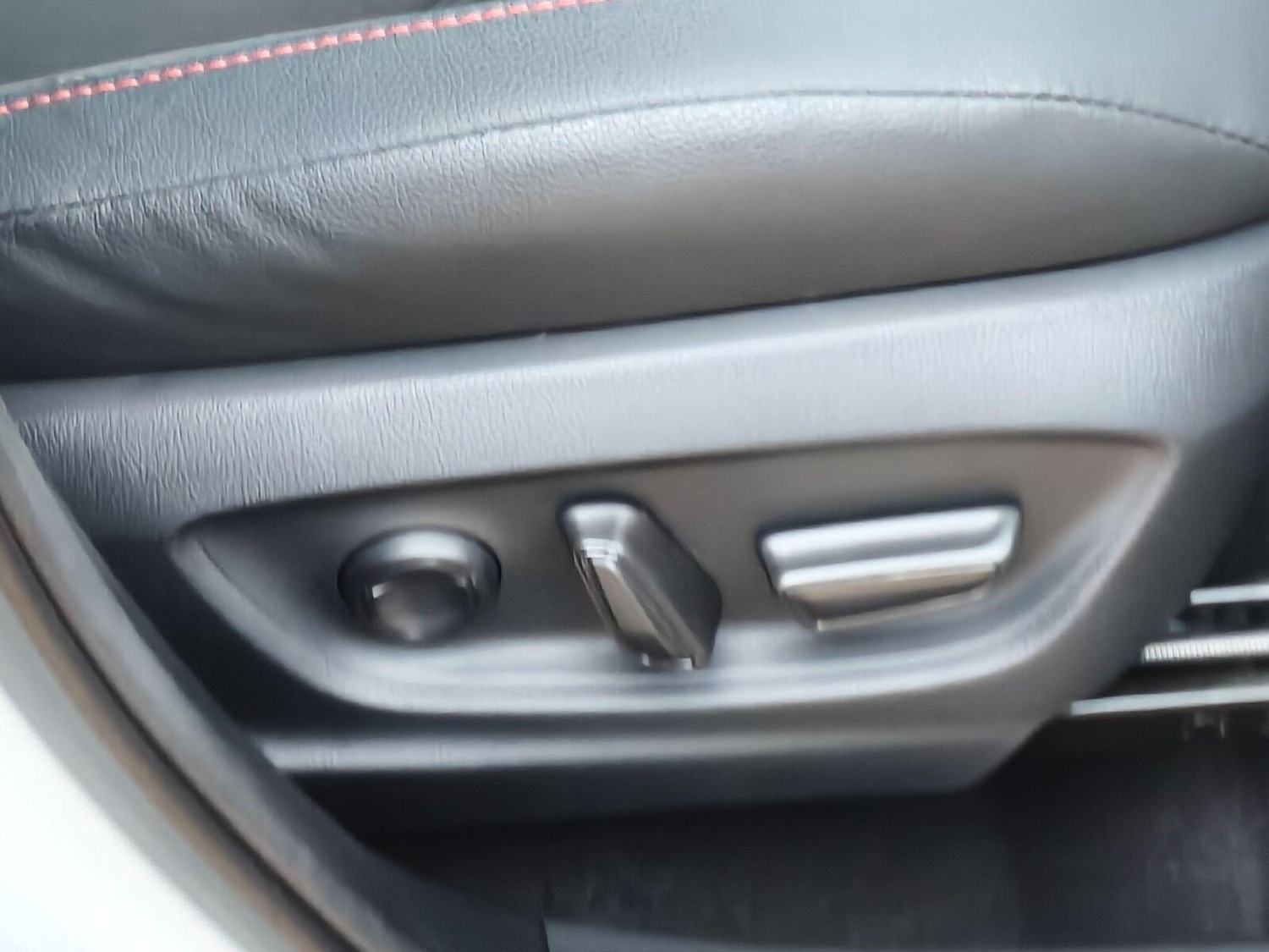 Used Toyota C-HR 2025 for sale - 77036712: Photo 23