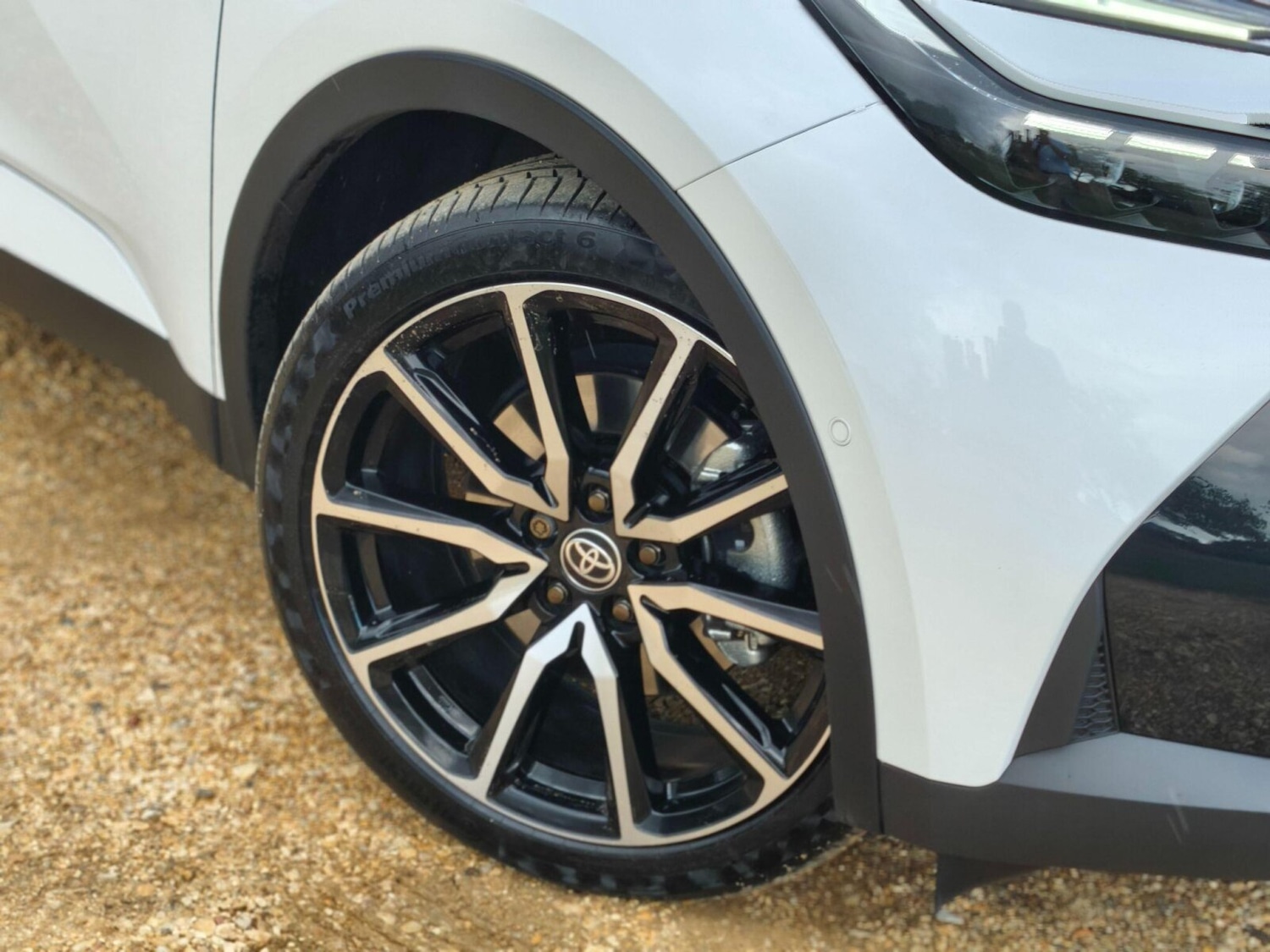 Used Toyota C-HR 2025 for sale - 77036712: Photo 24