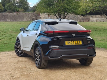 Used Toyota C-HR 2025 for sale - 77036712: Photo