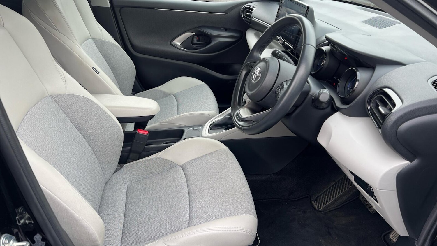 Used Toyota Yaris 2022 for sale - 77903846: Photo 13