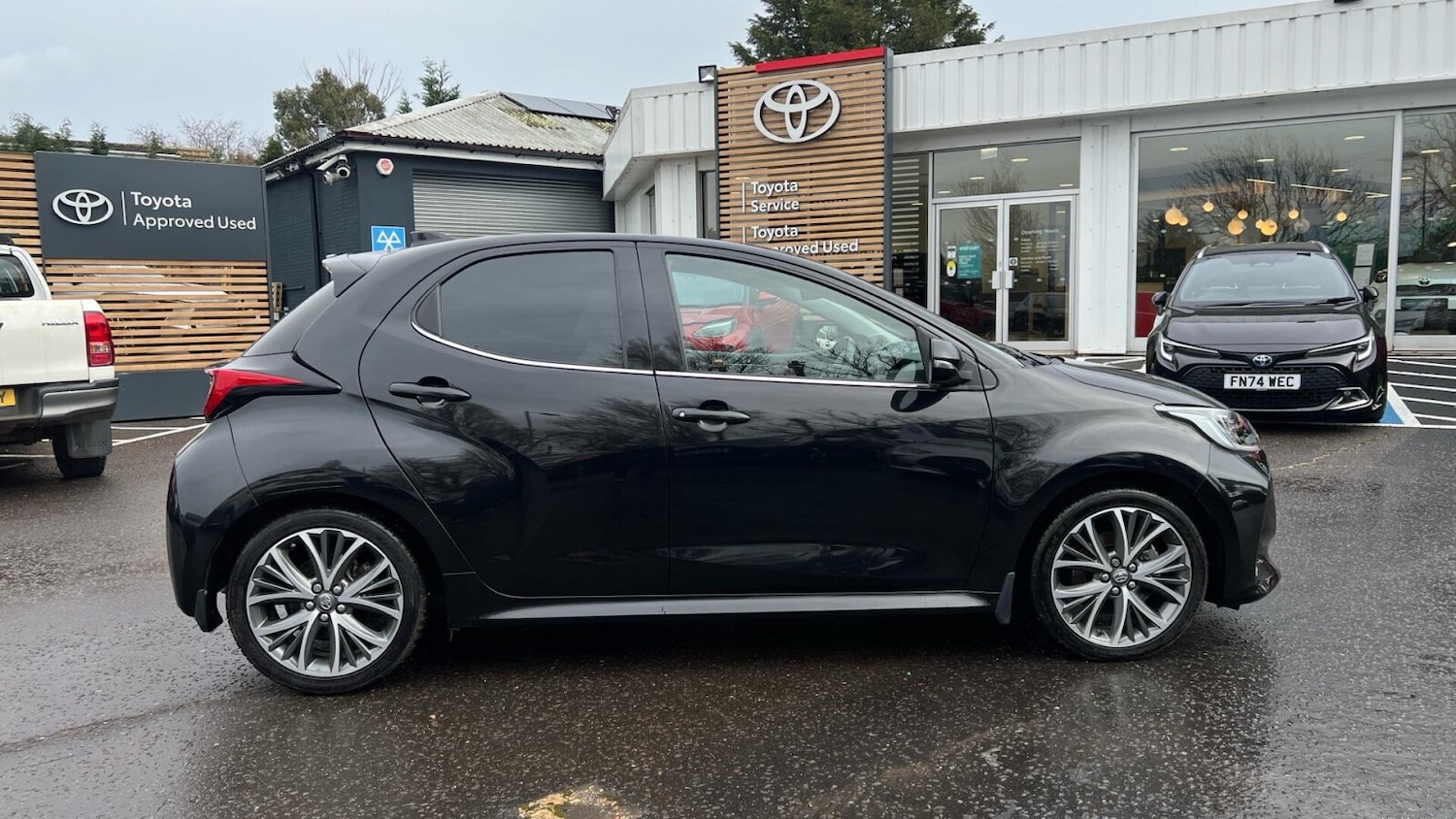 Used Toyota Yaris 2022 for sale - 77903846: Photo 18