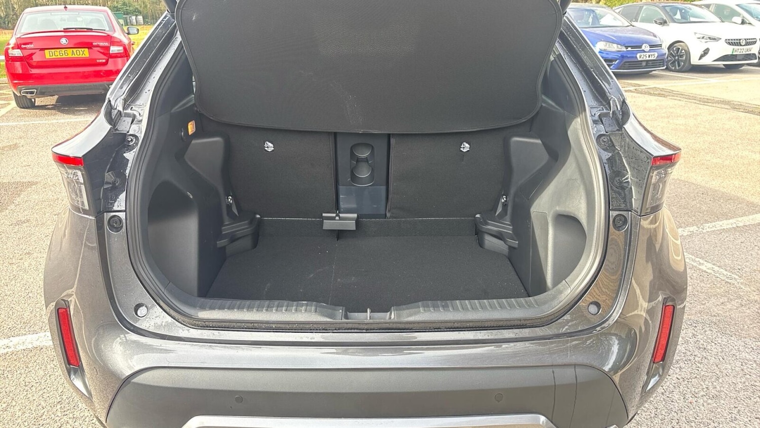 Used Toyota Yaris Cross 2025 for sale - 78005443: Photo 16