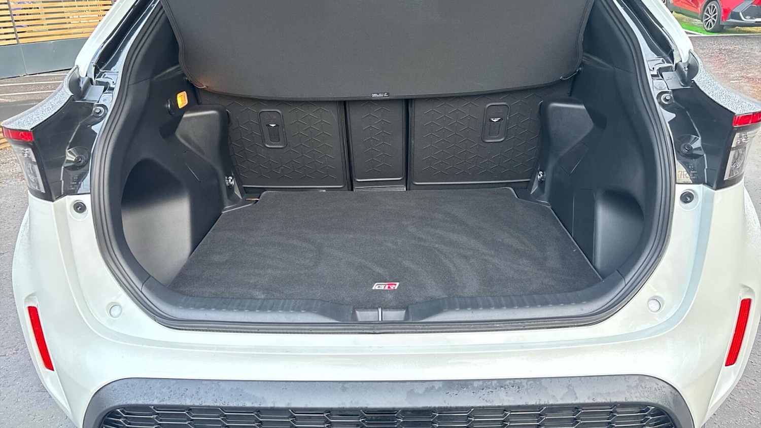 Used Toyota Yaris Cross 2024 for sale - 77013325: Photo 14