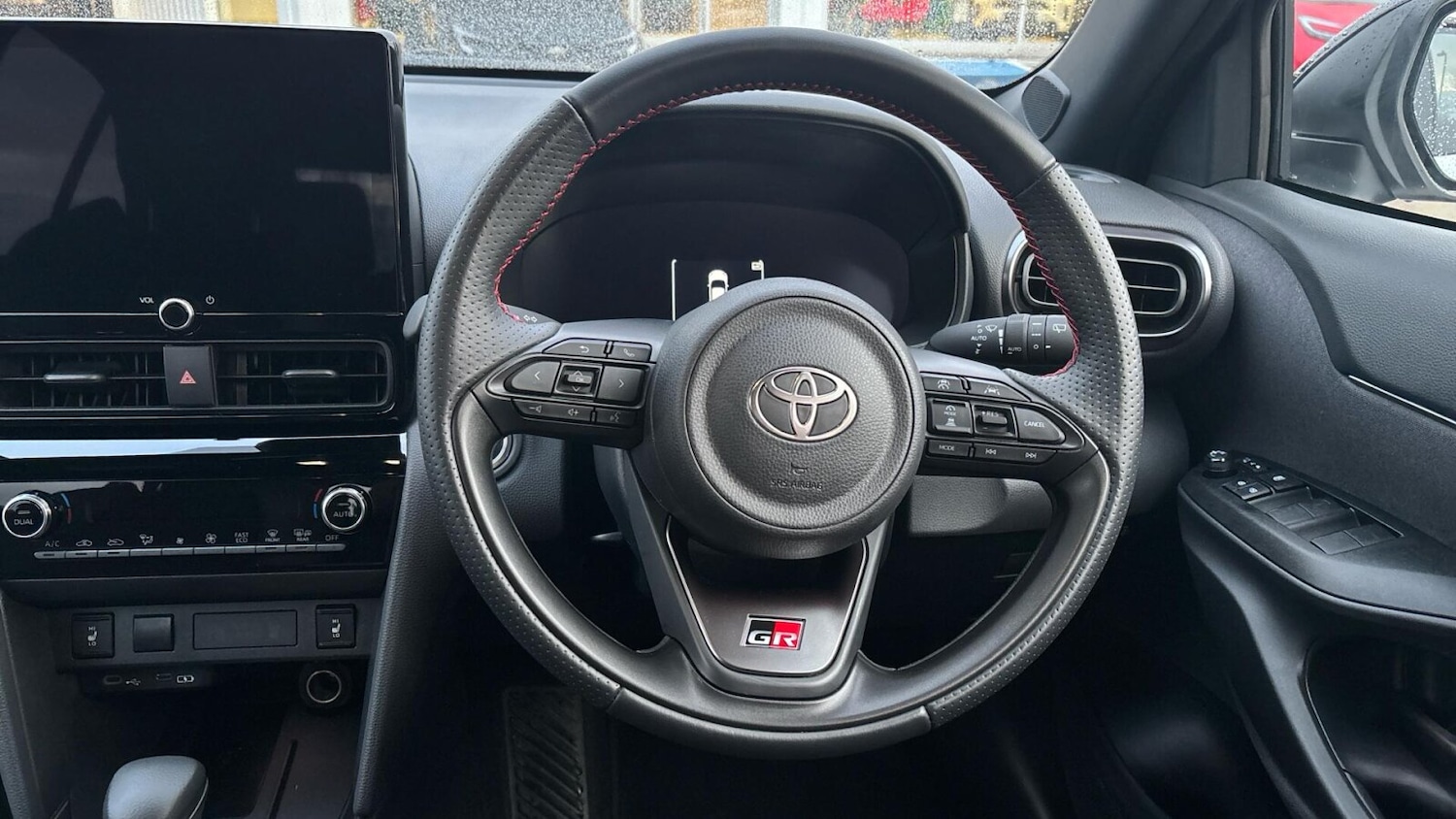 Used Toyota Yaris Cross 2024 for sale - 77013325: Photo 6