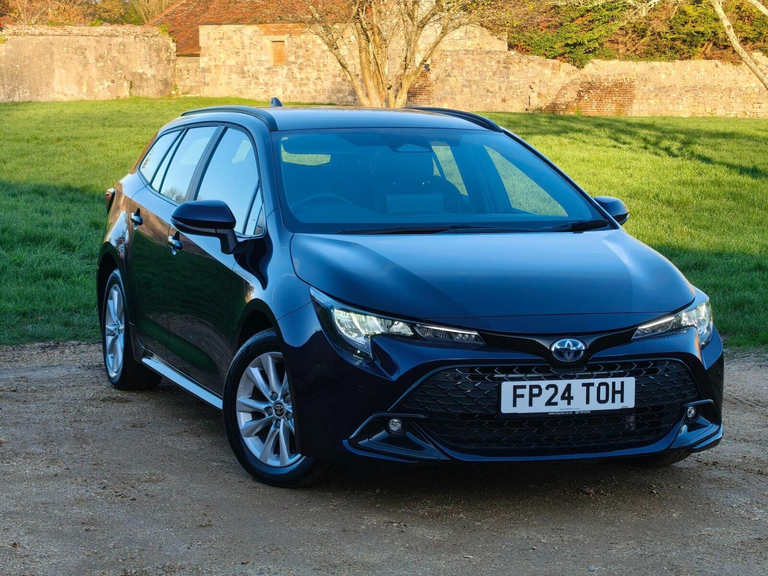 Used Toyota Corolla 2024 for sale - 76677707: Photo 1