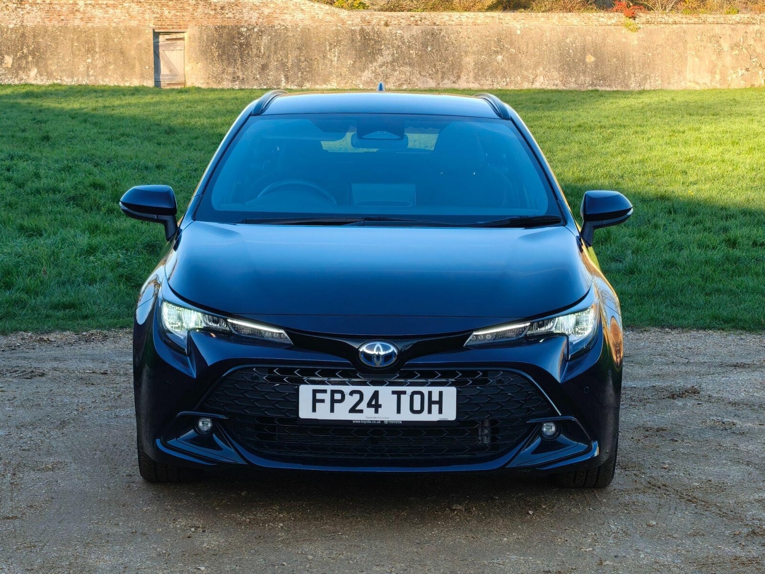 Used Toyota Corolla 2024 for sale - 76677707: Photo 2