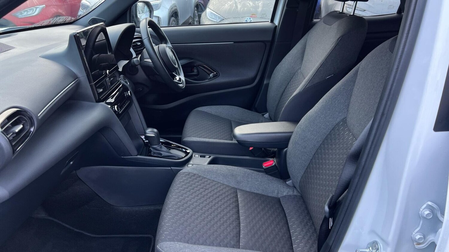 Used Toyota Yaris Cross 2024 for sale - 77541180: Photo 10