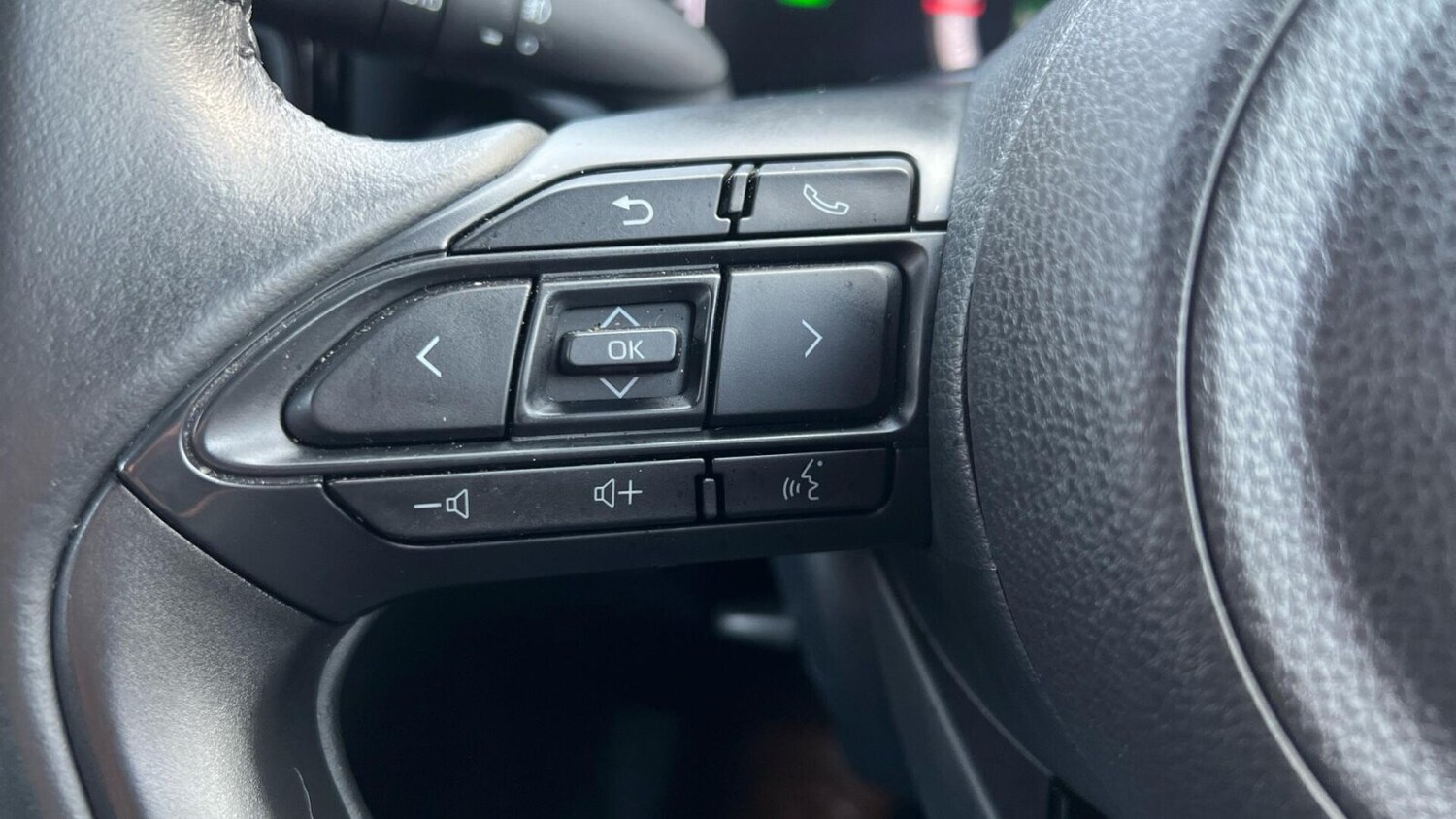 Used Toyota Yaris Cross 2024 for sale - 77541180: Photo 25