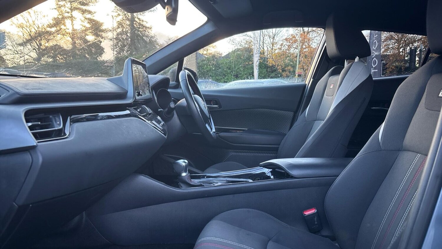 Used Toyota C-HR 2022 for sale - 78144664: Photo 12