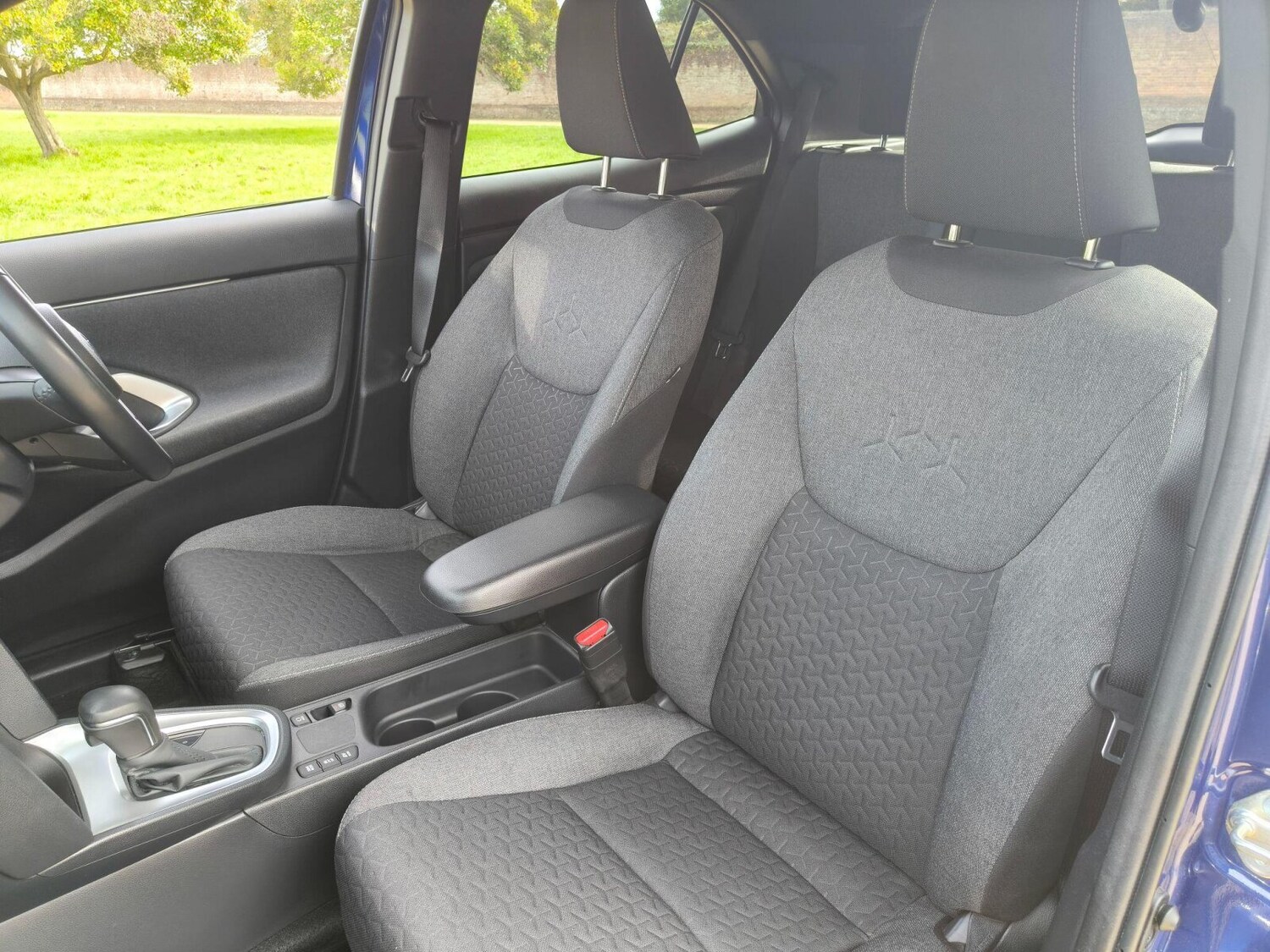 Used Toyota Yaris Cross 2022 for sale - 76674783: Photo 13