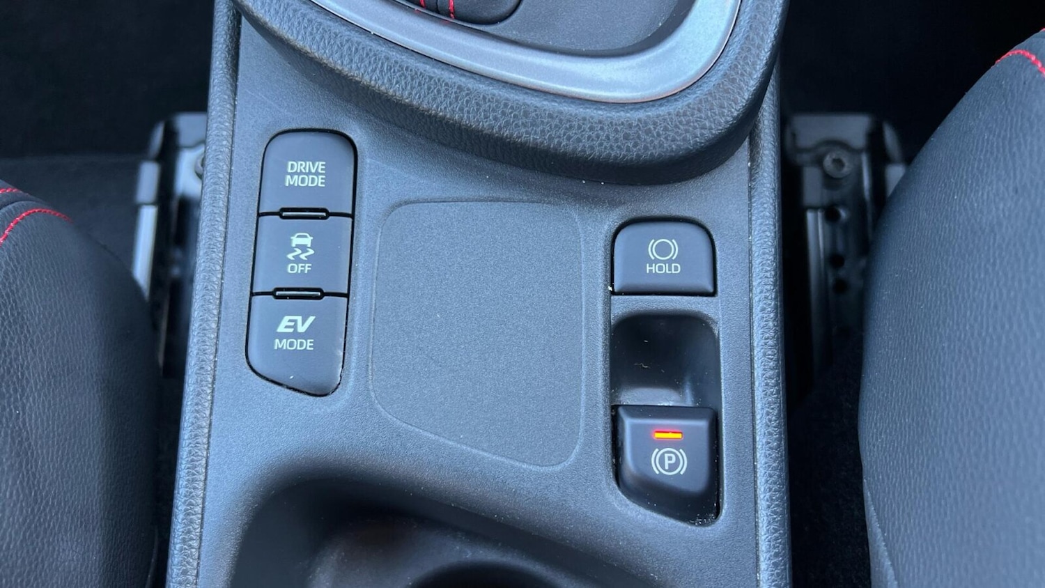 Used Toyota Yaris Cross 2024 for sale - 77804298: Photo 23