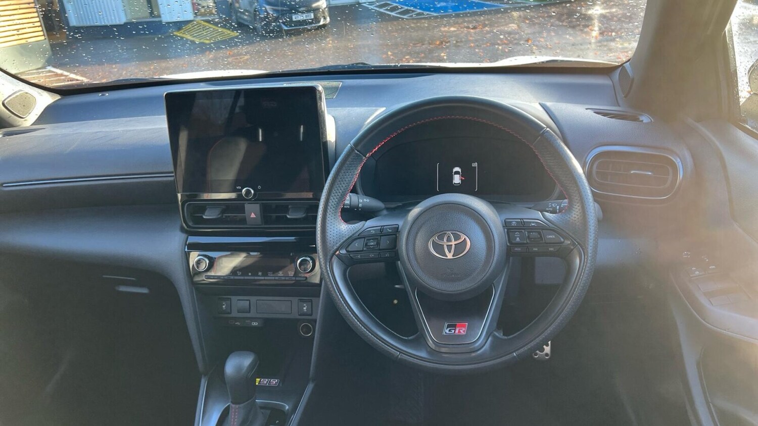 Used Toyota Yaris Cross 2024 for sale - 76941256: Photo 6