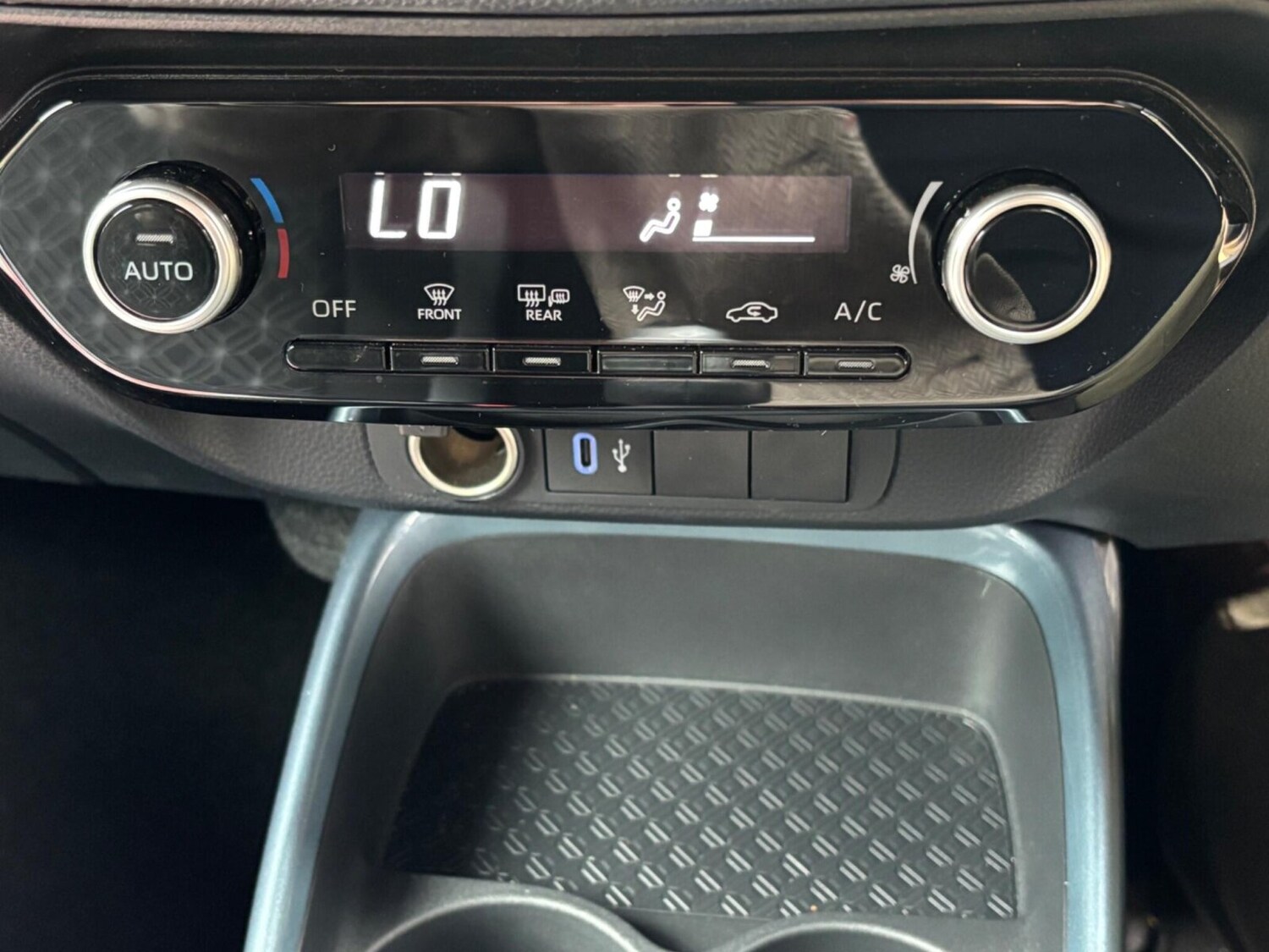 Used Toyota Aygo X 2024 for sale - 76677104: Photo 21