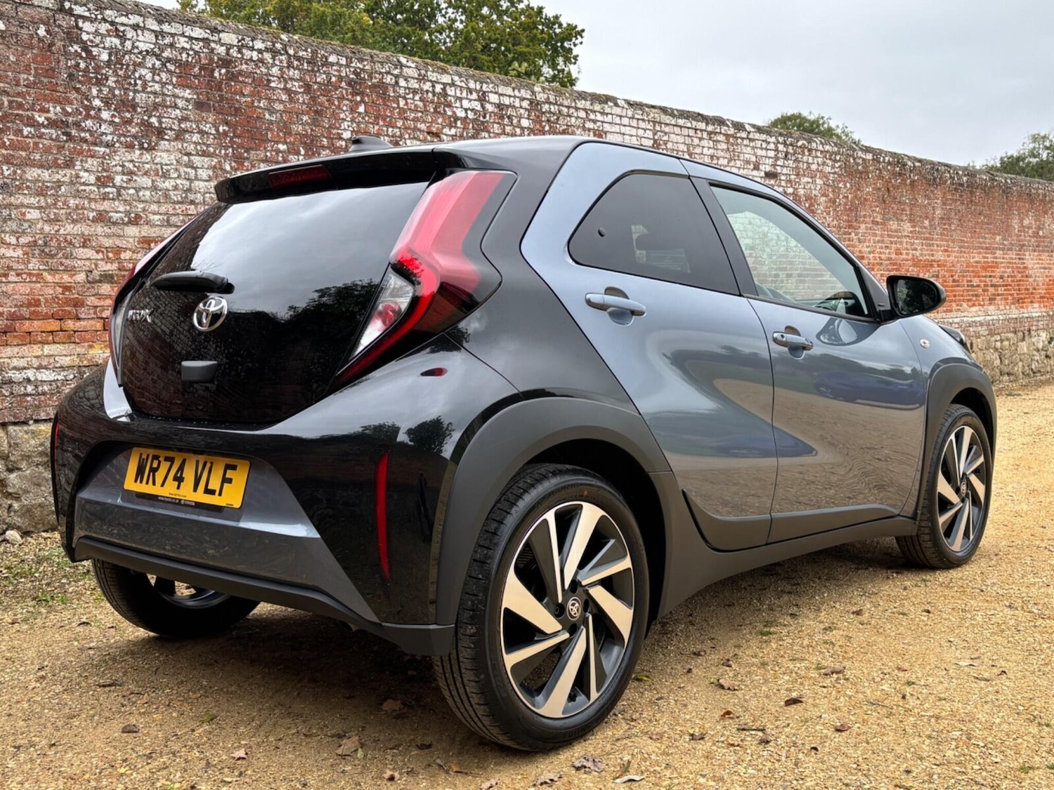 Used Toyota Aygo X 2024 for sale - 76677104: Photo 3