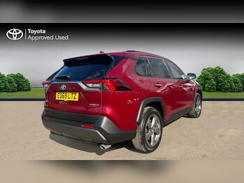 Used Toyota RAV4 2019 for sale - 78428100: Photo