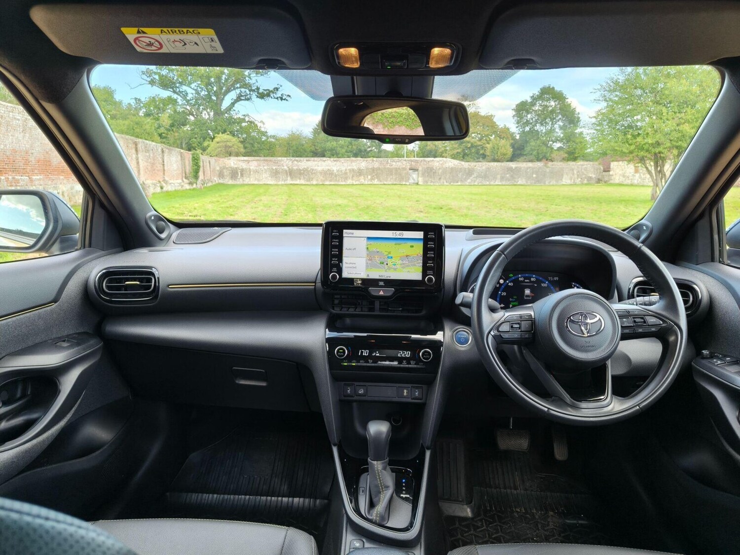 Used Toyota Yaris Cross 2022 for sale - 76674825: Photo 11