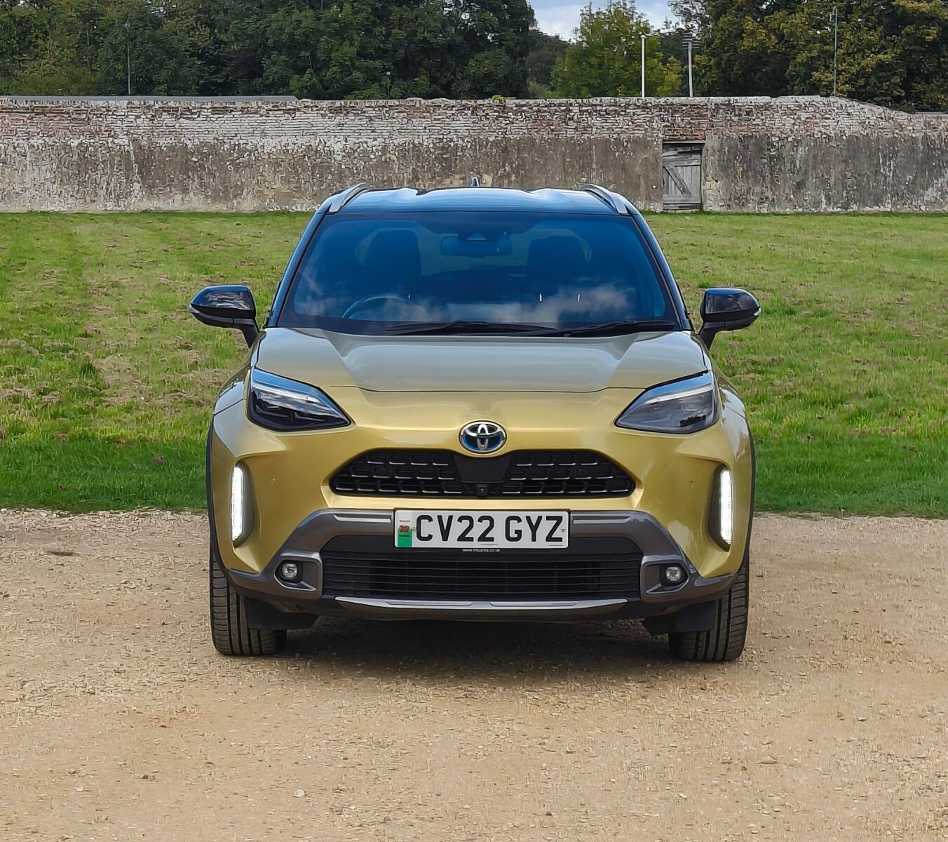 Used Toyota Yaris Cross 2022 for sale - 76674825: Photo 2