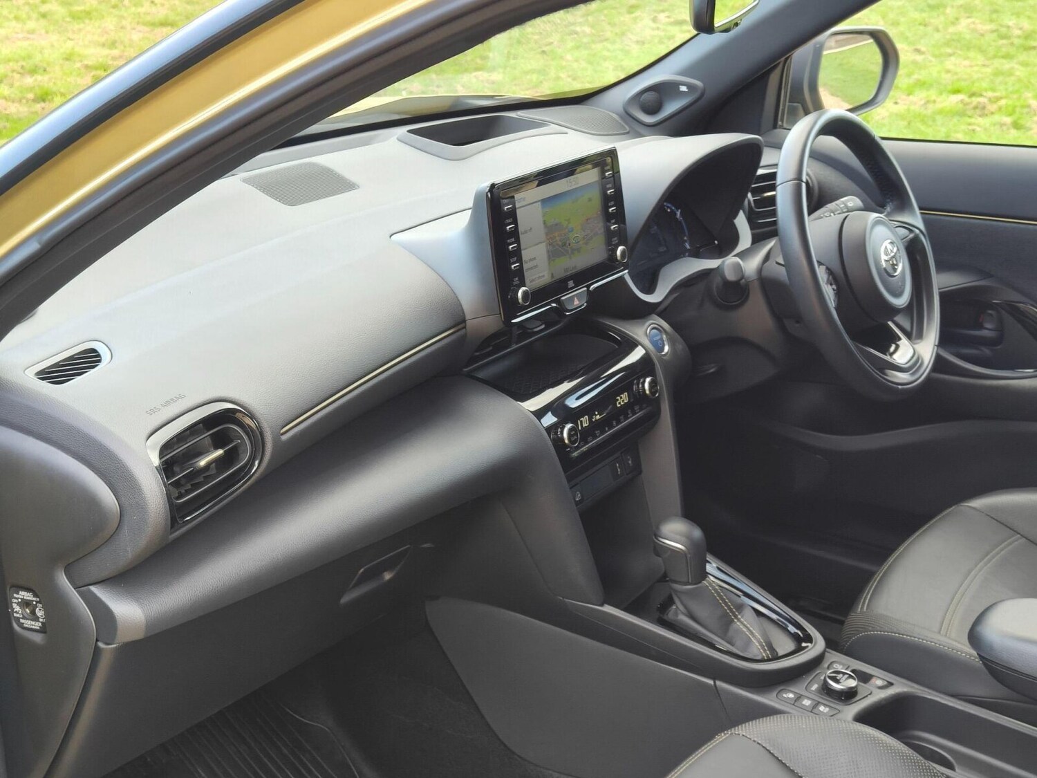 Used Toyota Yaris Cross 2022 for sale - 76674825: Photo 9