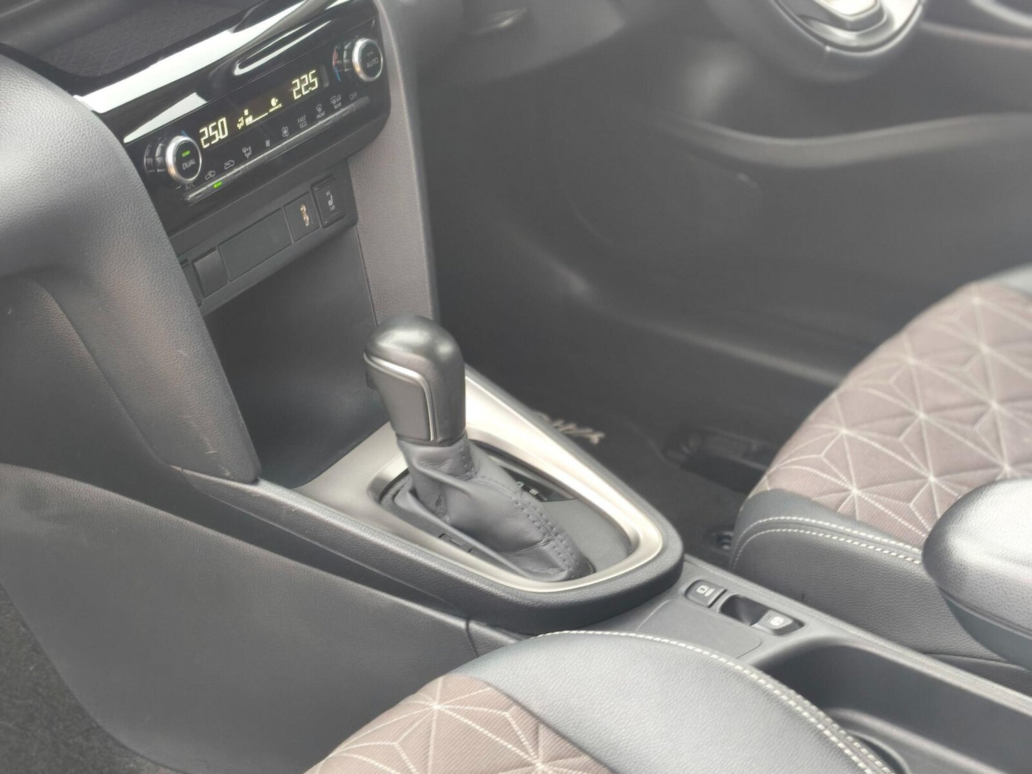 Used Toyota Yaris Cross 2022 for sale - 76674922: Photo 11