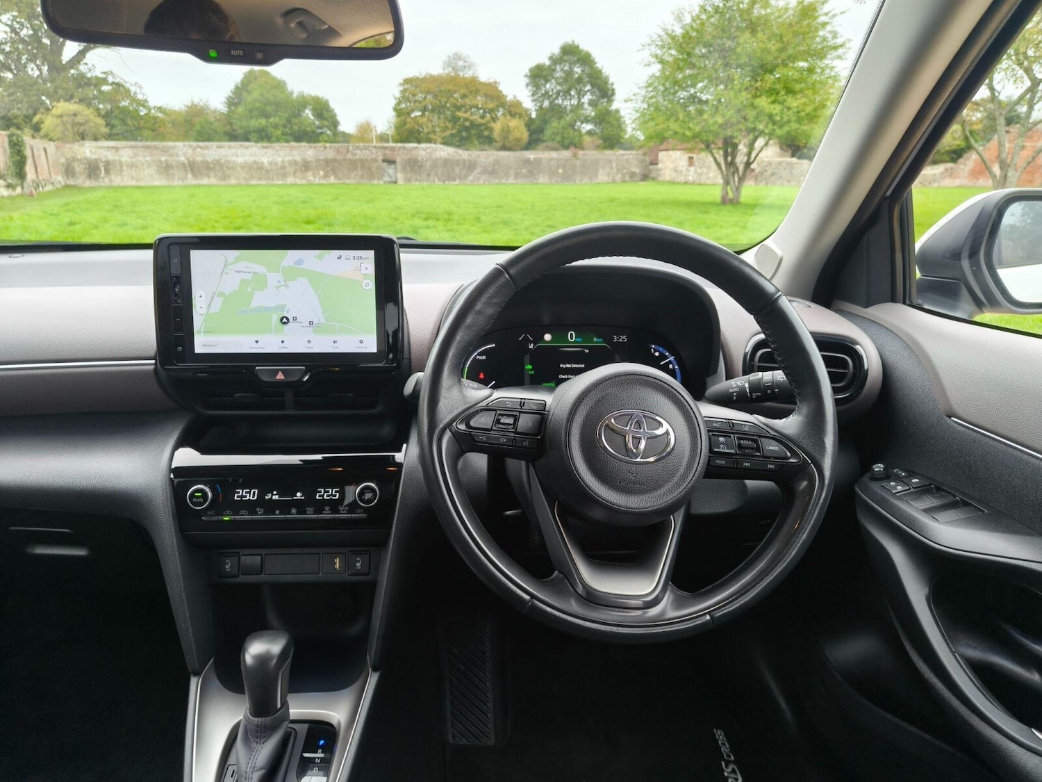 Used Toyota Yaris Cross 2022 for sale - 76674922: Photo 13