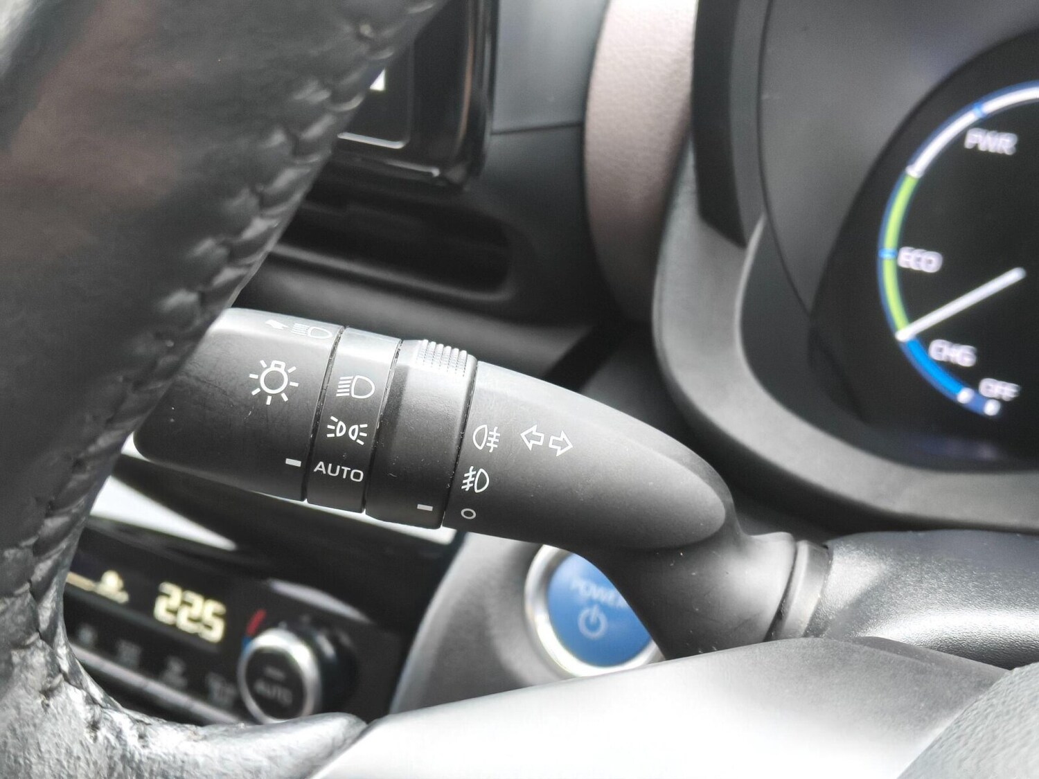 Used Toyota Yaris Cross 2022 for sale - 76674922: Photo 21