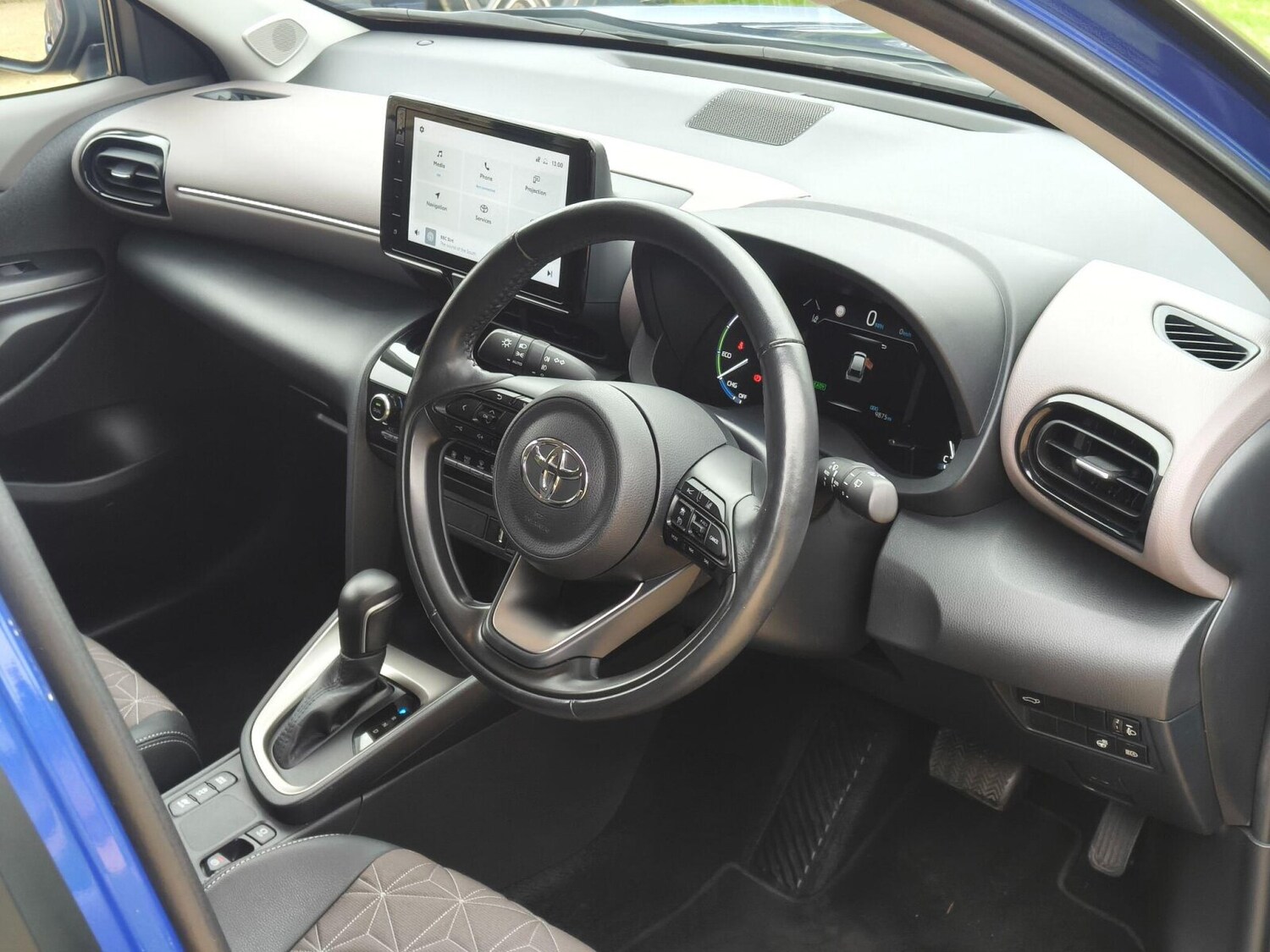 Used Toyota Yaris Cross 2022 for sale - 77332781: Photo 14