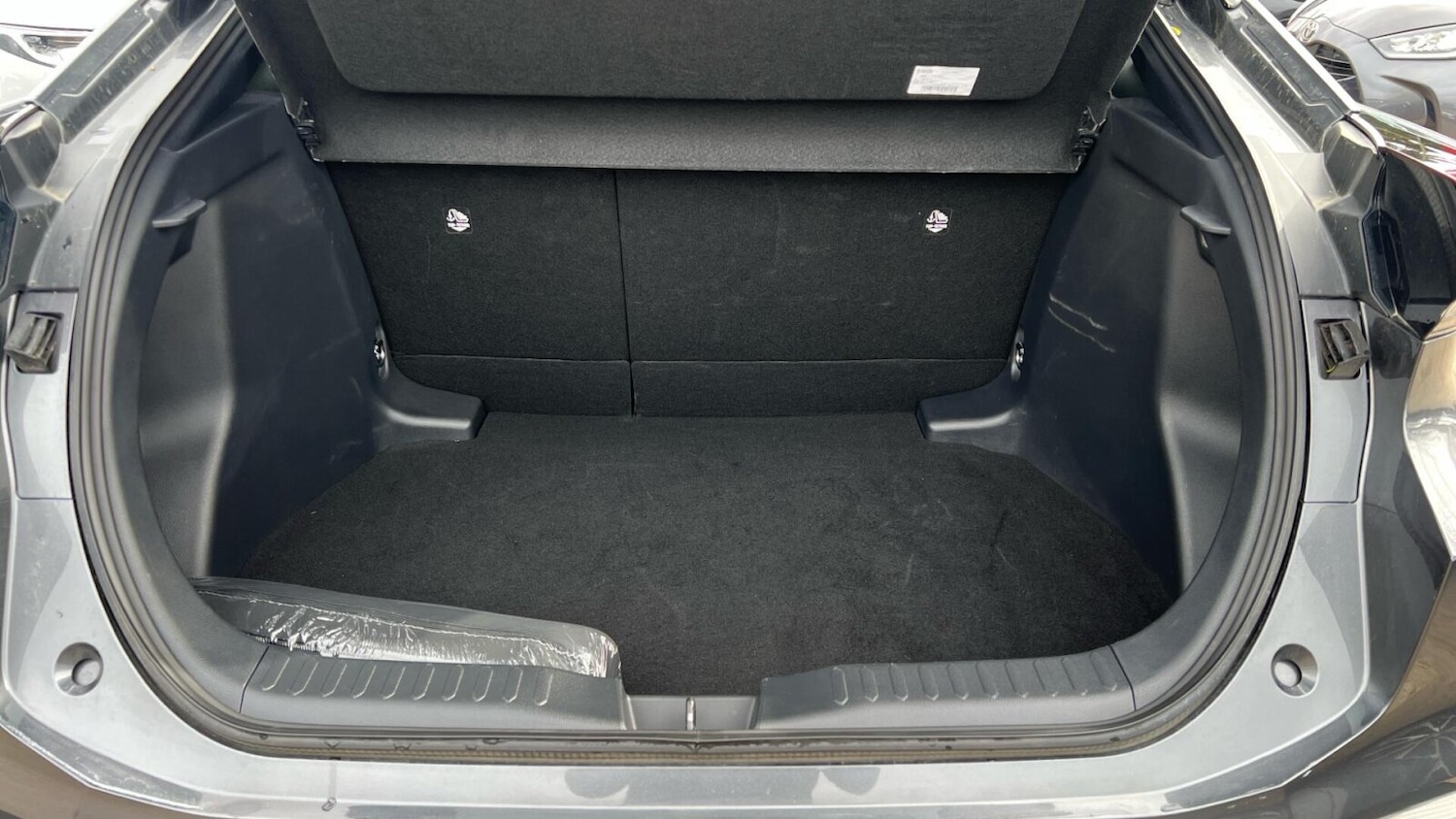 Used Toyota C-HR 2025 for sale - 77981309: Photo 16