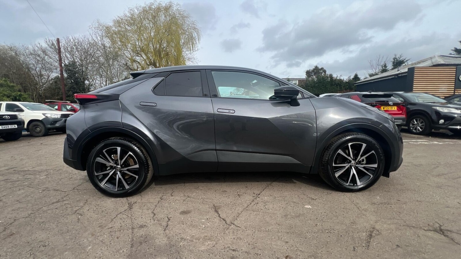 Used Toyota C-HR 2025 for sale - 77981309: Photo 18