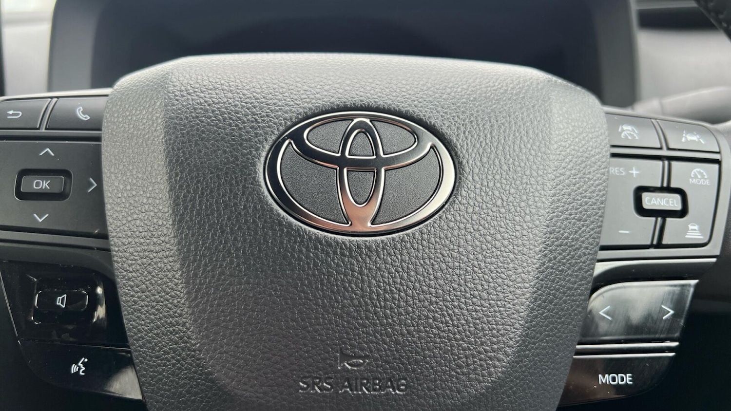 Used Toyota C-HR 2025 for sale - 77981309: Photo 23