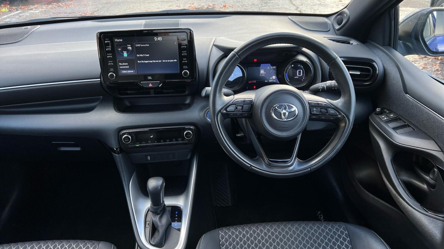 Used Toyota Yaris 2020 for sale - 76948955: Photo 5