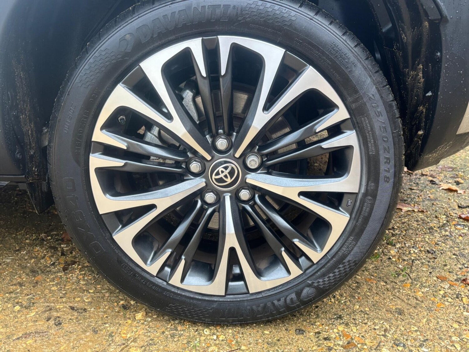 Used Toyota Yaris Cross 2022 for sale - 76673908: Photo 14