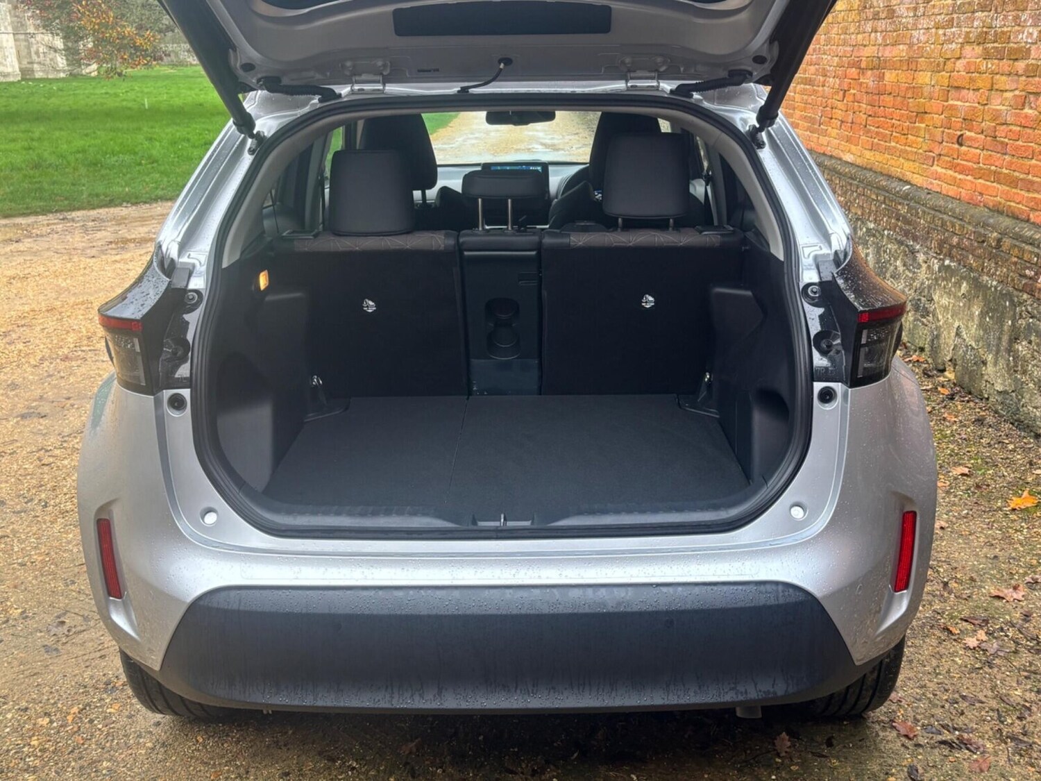 Used Toyota Yaris Cross 2022 for sale - 76673908: Photo 21